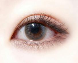 长期贴双眼皮贴有什么危害？
